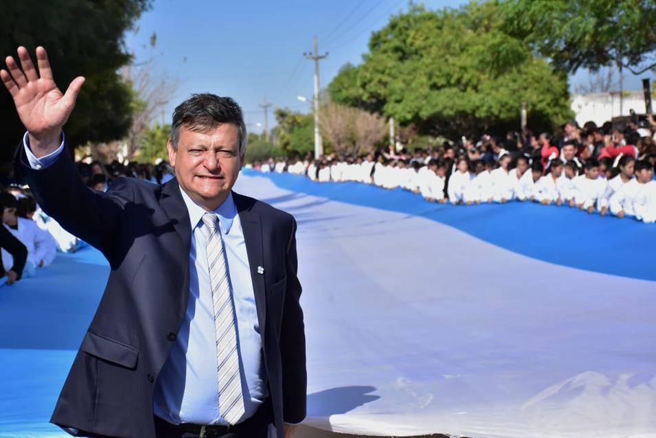 Photo of Día de la Bandera: Peppo se comprometió a seguir defendiendo el legado de Belgrano