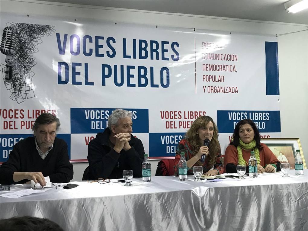 Photo of Se realizó el Foro por una Comunicación Democrática, Popular y Organizada