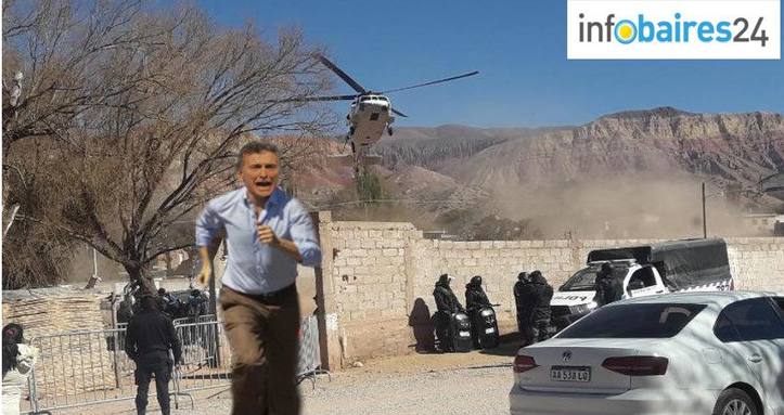 Photo of Macri sale volando en helicóptero en medio de una protesta en Tilcara