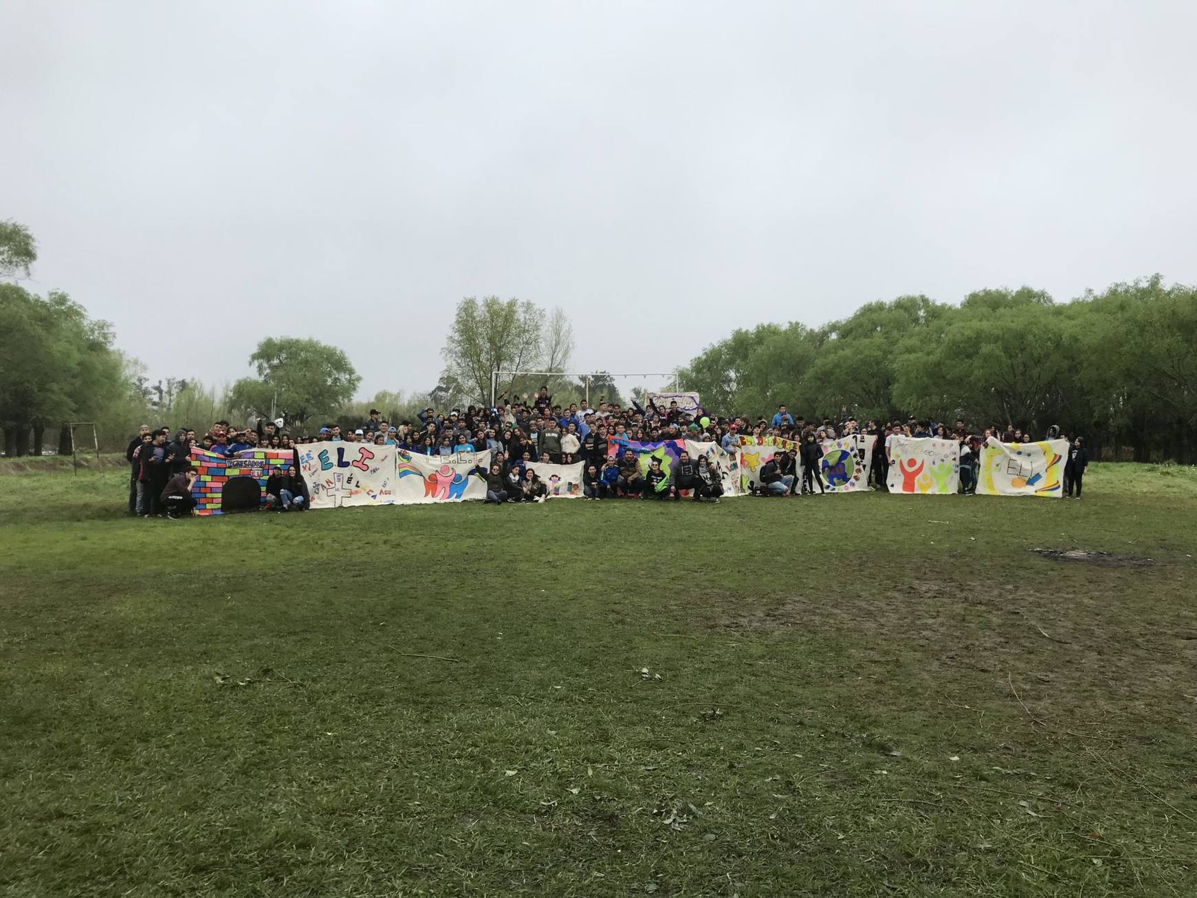 Photo of En el Paraná de las Palmas, más de 450 jóvenes de la  Escuela de Liderazgo participaron del campamento anual