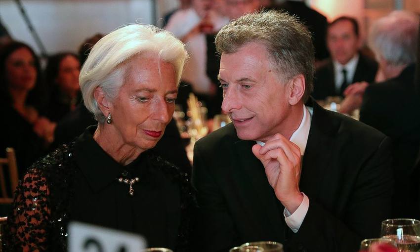 Photo of La opinión de Cuartango: Macri entregó el manejo de nuestra economía al FMI