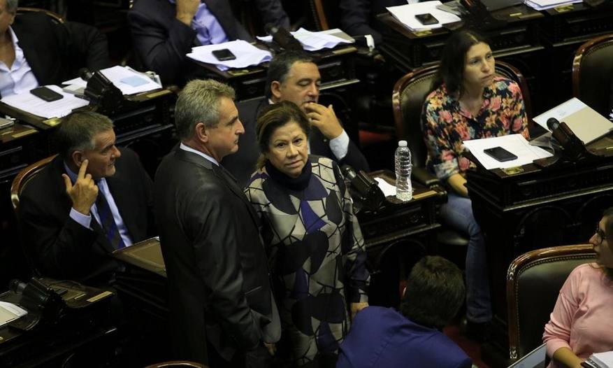 Photo of Unidad contra el tarifazo del gas: la oposición convocó a sesión especial en Diputados para el 18 de octubre