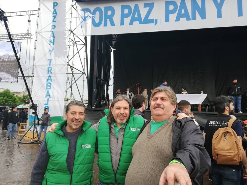 Photo of FEDUN: “por Paz, Pan y Trabajo nos movilizamos a Luján»