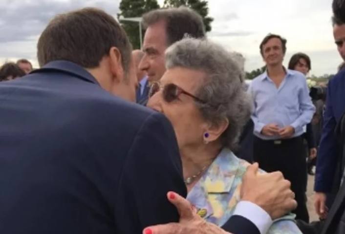 Photo of “¿Usted cree que puede haber nietos en Francia?”: la pregunta de Macron a las Abuelas