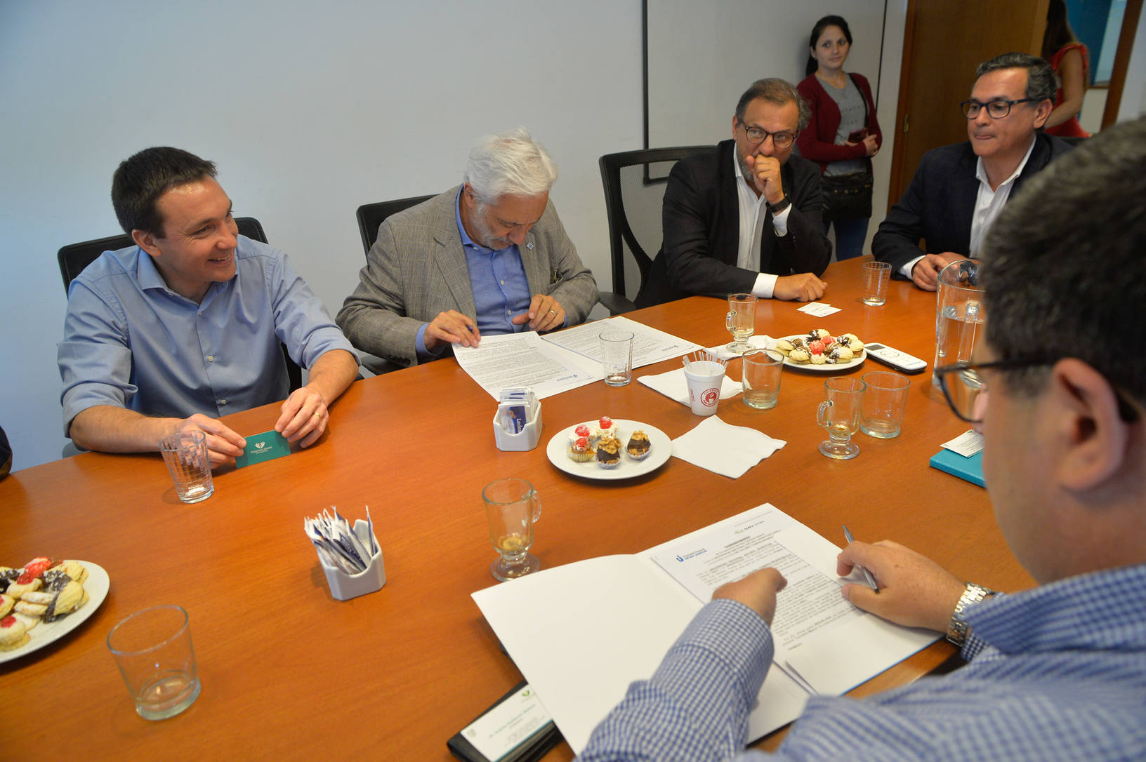 Photo of Alumnos de la Universidad Jauretche realizarán pasantías en Gri Calviño Towers Argentina