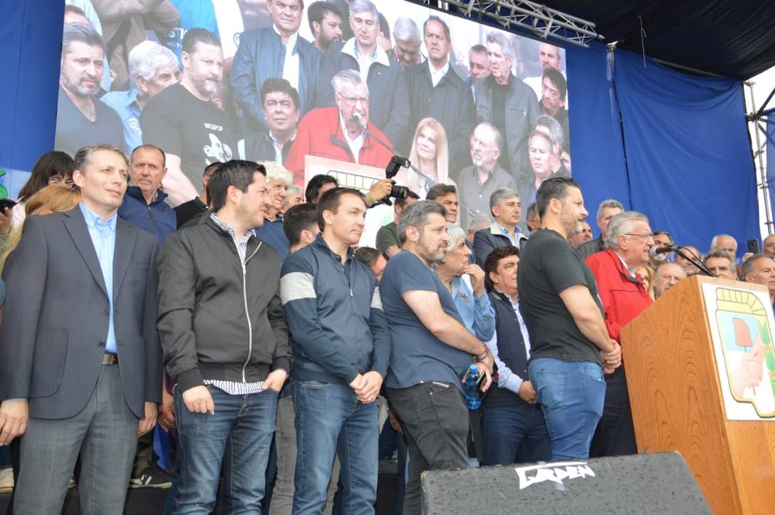 Photo of Varela celebró el Día de la Militancia junto al peronismo bonaerense