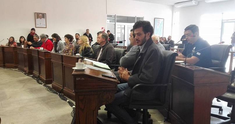 Photo of Zárate: intendente confirmó el bono de fin de año para municipales