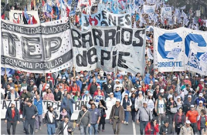 Photo of Dirigente de la CTEP advierte por el conflicto social: «Esto va a estallar en cualquier momento»