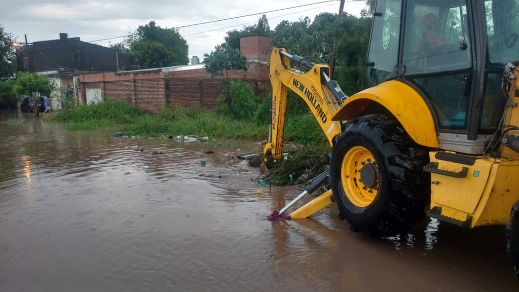 Photo of Resistencia declaró la emergencia hídrica: “Es la lluvia más intensa desde que se tenga registro”