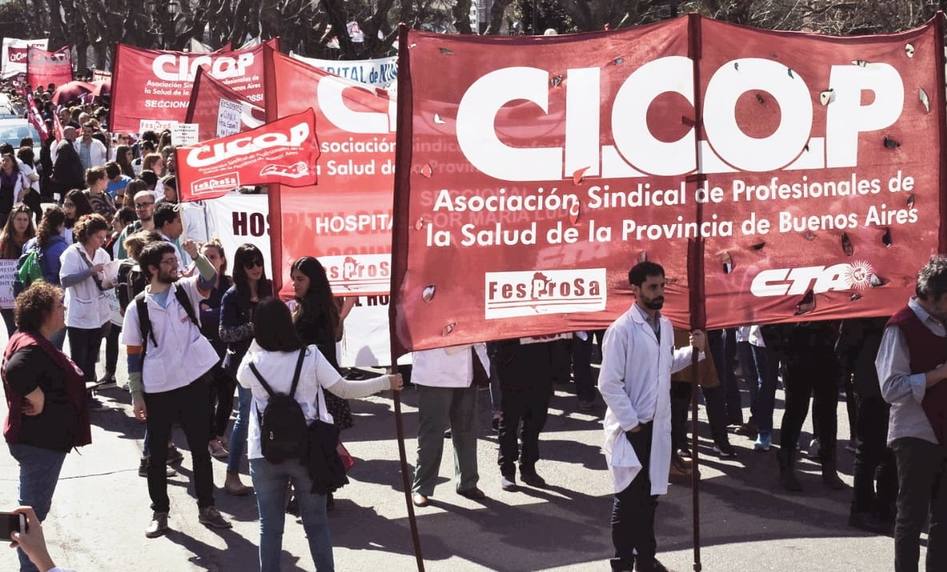 Photo of “La salud pública está al borde del colapso”, denuncian médicos bonaerenses