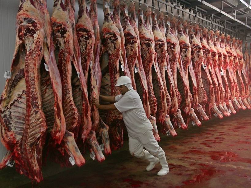 Photo of Sigue sin acuerdo el conflicto salarial de la carne: dictan la conciliación obligatoria