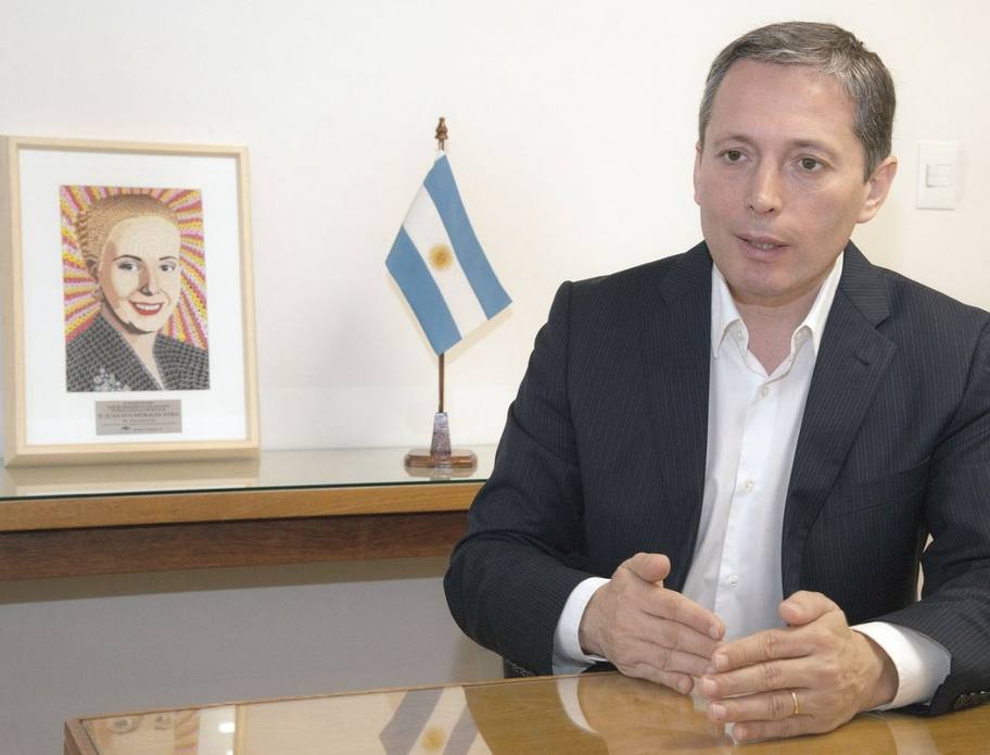 Photo of Echeverría: en representación de los vecinos, Gray presentó un amparo contra tarifazo en energía eléctrica