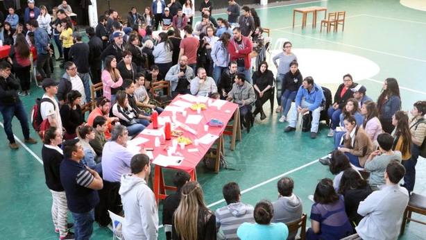 Photo of Río Grande: Melella encabezó un encuentro con cientos de jóvenes