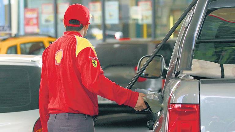 Photo of Más nafta al fuego de la inflación: nuevo aumento de Shell