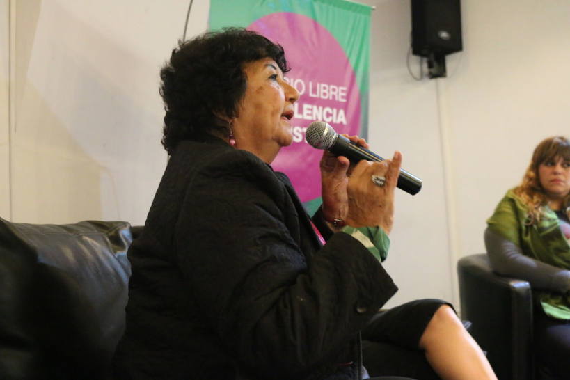 Photo of Dora Barrancos, en la charla de ADUBA: “Este fenómeno es imparable, no pensábamos que íbamos a tener feminismos de masas”