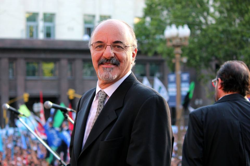 Photo of Tomada disertará en el Parlamento Europeo