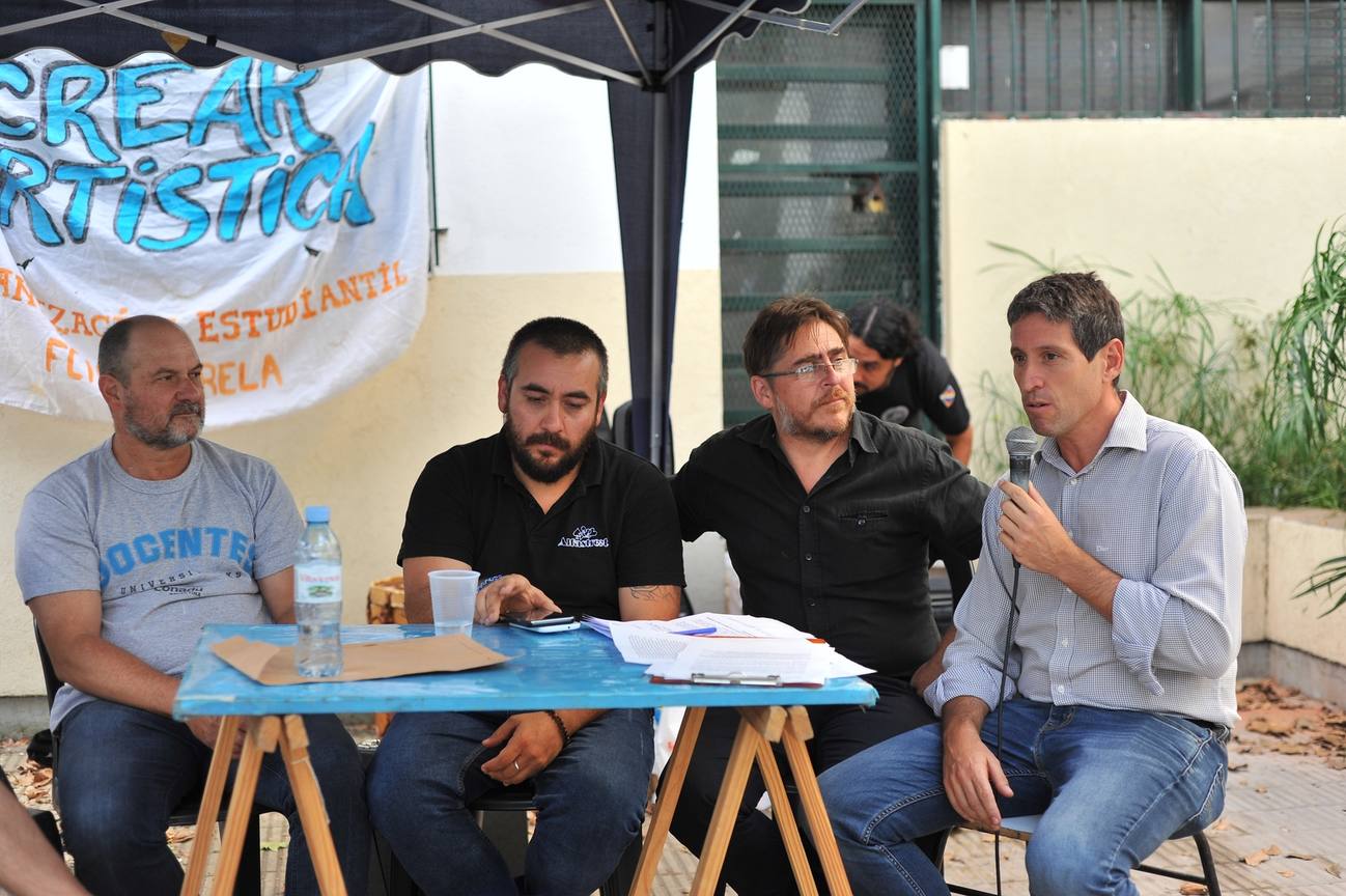 Photo of Varela: Foro en defensa de la educación pública