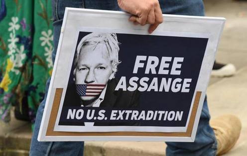 Photo of Assange y sus villanos (*)