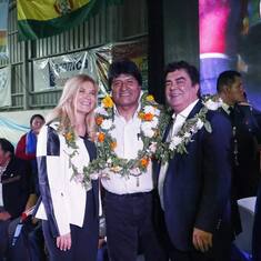 Photo of El visitante ilustre de La Matanza, Evo Morales, fue recibido por Magario y Espinoza