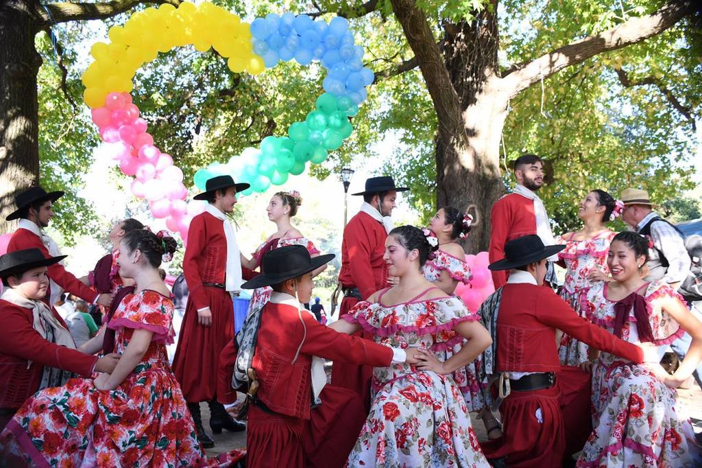 Photo of Con una fiesta popular, Trujui festejó su 77 aniversario