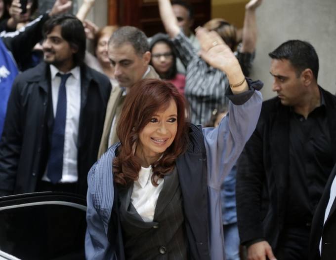 Photo of Mensaje de Cristina sobre el juicio oral: «nuevo acto de persecución»
