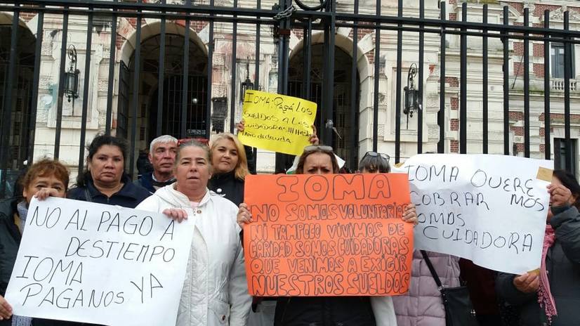 Photo of Prestadores y afiliados unifican sus reclamos contra IOMA