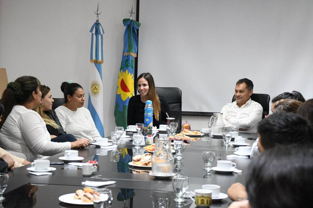 Photo of Moreno: encuentro con entidades de contención social