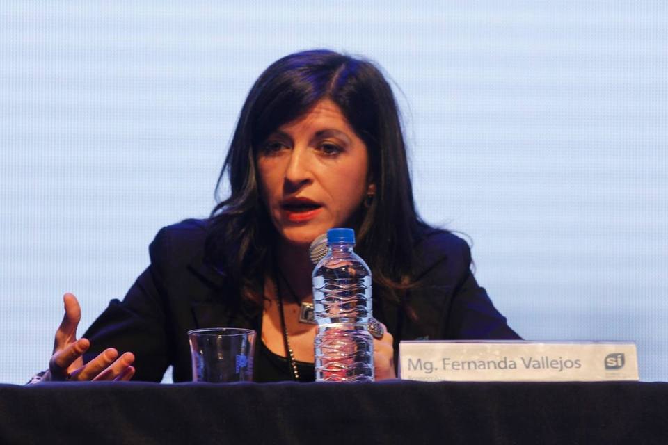 Photo of Vallejos: «Salarios, producción y empleo serán la prioridad del próximo gobierno del Frente de Todos»