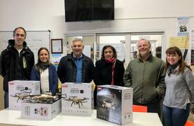 Photo of Chacabuco: Barrientos entregó drones en la Escuela Secundaria Católica