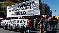 Photo of Trabajadores del CONICET exigen reapertura de paritarias