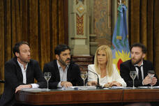 Photo of El Gobierno de la Provincia anunció el envío del proyecto de Ley de Emergencia a la Legislatura bonaerense