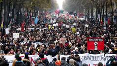 Photo of Trabajadores del transporte se solidarizan con huelgas en Francia