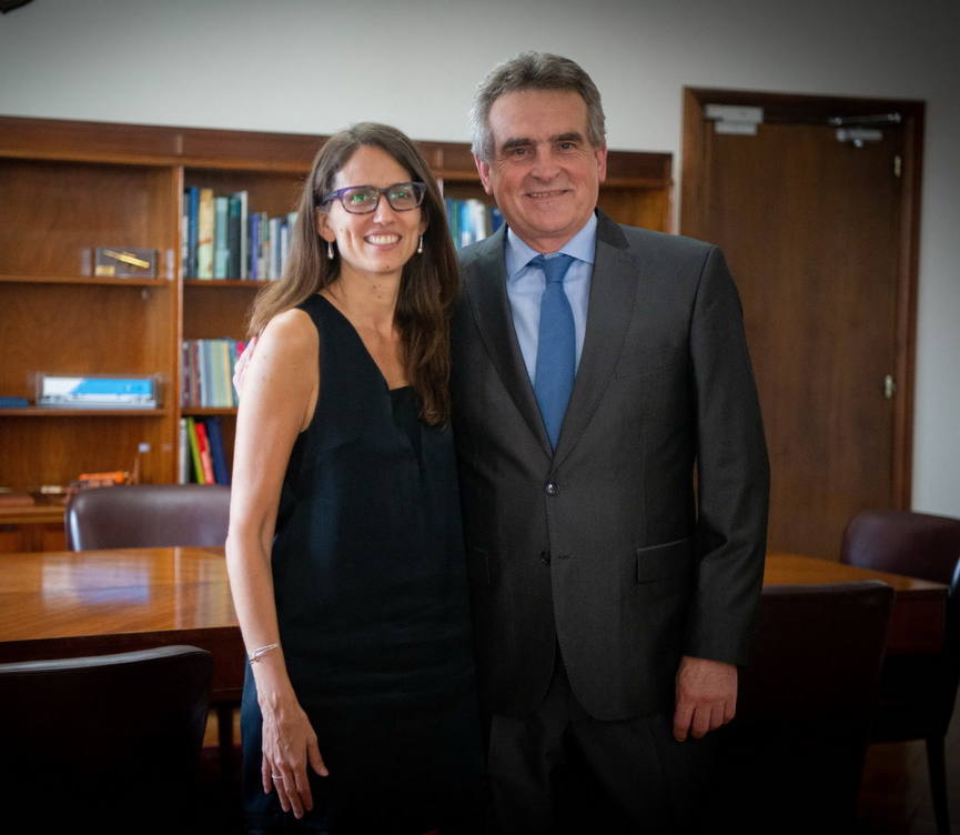 Photo of Ley Micaela en Defensa: Agustín Rossi se reunió con Elizabeth Gómez Alcorta 