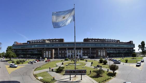 Photo of El gobierno intervino el Hospital Posadas para garantizar su funcionamiento