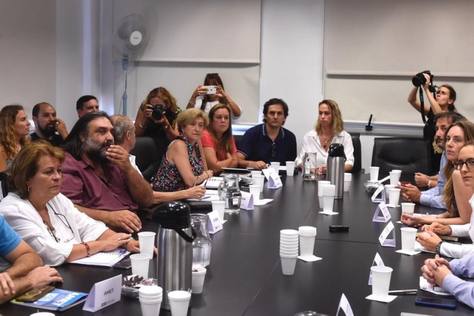 Photo of La Provincia logró el acuerdo paritario con docentes y el lunes comienzan las clases