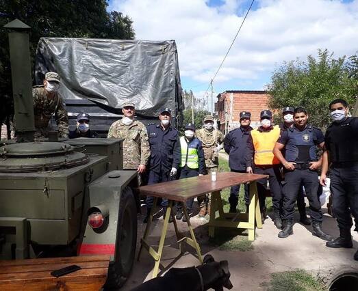 Photo of Moreno: Se entregaron viandas a los vecinos de La Reja