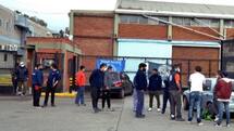 Photo of Salarios atrasados y amenazas de despidos: continúa la toma de la planta de Bed Time en Tigre
