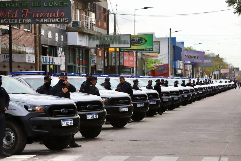 Photo of La provincia entregó 60 patrulleros a Esteban Echevarría