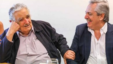Photo of Argentina condecoró a “Pepe” Mujica con la Orden del Libertador San Martín