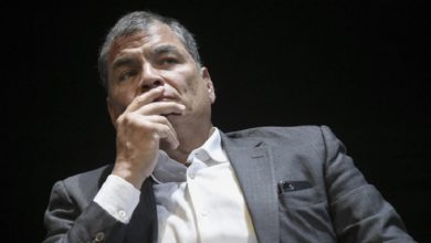 Photo of Correa denunció un “golpe de estado” en Ecuador