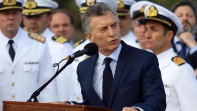 Photo of ARA San Juan: familiares calificaron de “ruin” a Macri por los dichos en su libro