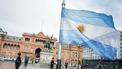 Photo of “Democracia o corporaciones”: la contundente campaña popular para defender a la Patria