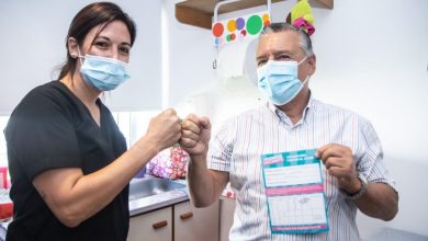 Photo of Las Flores: Arribaron más dosis de vacunas contra el Covd-19 a la ciudad