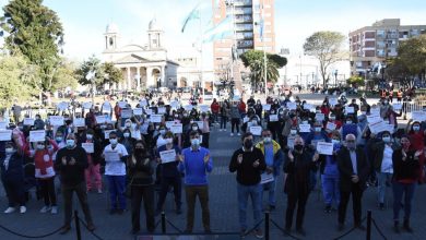 Photo of Morón: El Ejecutivo efectivizó a 180 trabajadores y trabajadoras y homenajeó al personal de Salud