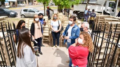 Photo of San Vicente: El Intendente entregó el nuevo mobiliario para la Escuela N° 9 de Alejandro Korn