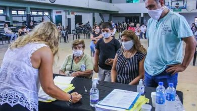 Photo of Moreno: En el marco del Programa Mi escritura, mi casa, 160 familias firmaron sus títulos de propiedad