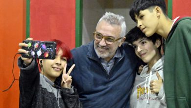 Photo of Julio Zamora se acercó al centro popular de Las Tunas para dialogar sobre las necesidades del barrio