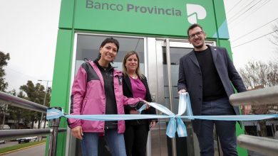 Photo of Mayra y Cuattromo inauguraron nuevos cajeros automáticos del Banco provincia en el barrio La Ribera