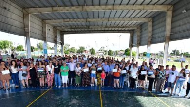 Photo of Andrés Watson entregó certificados a más de 500 varelenses tras culminar seminarios gratuitos que promovió la Comuna