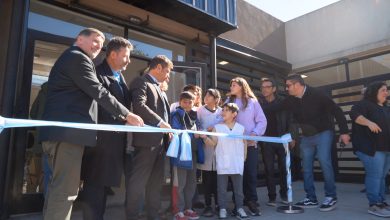 Photo of Kicillof y Menéndez inauguraron el nuevo edificio de la Escuela n°502
